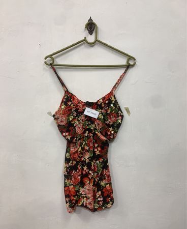 Mela Love Floral Pailletten-Cami-Top