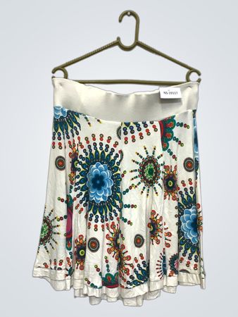 Desigual weißer Rock mit buntem Sonnenstrahlen-Druck