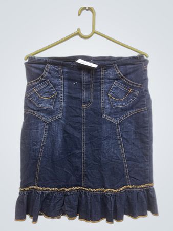 Jeansrock mit Rüschensaum