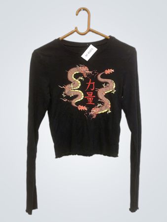 Schwarzes langärmliges Crop-Top mit Drachenmotiv