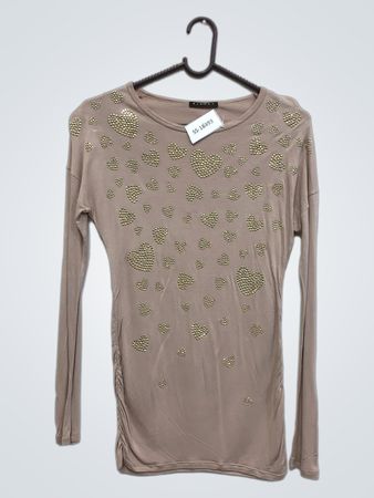 Sisley Langarmshirt mit Herzverzierungen