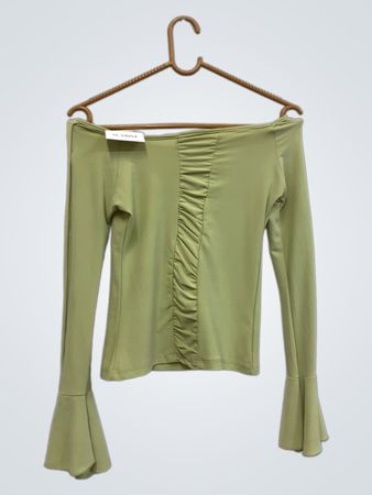SS-19054 Grünes Off-the-Shoulder-Top mit Rüschendetail