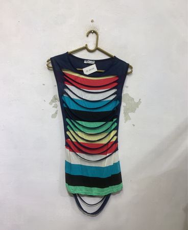 KUPOON SS-19159 Gestreiftes Cut-out Tanktop