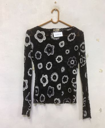 Even Black Floral Print Langarm-Mesh-Top