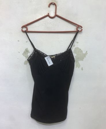 Derek Heart Schwarzes Spitzen-Cami