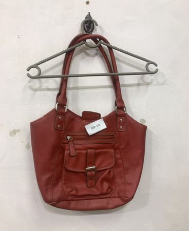 Rote Handtasche