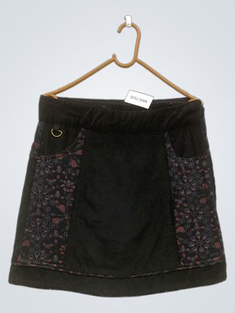 Goa Goa Schwarzer Rock mit Blumenmuster