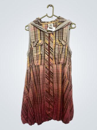 Ivy Jane karierte ärmellose Kapuzenkleid