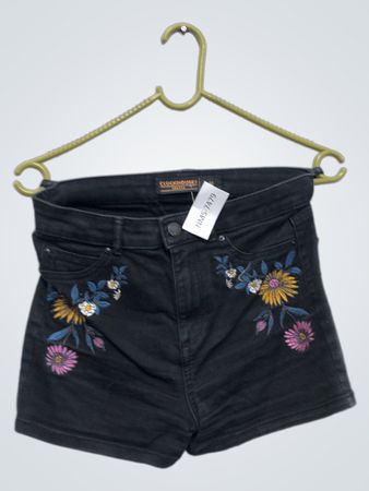 Clockhouse Schwarze Bestickte Jeansshorts