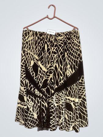 Rock mit abstraktem Druck