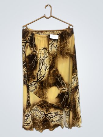 Langer Rock mit Baumdruck