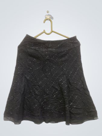Schwarzer glitzernder A-Linien-Rock
