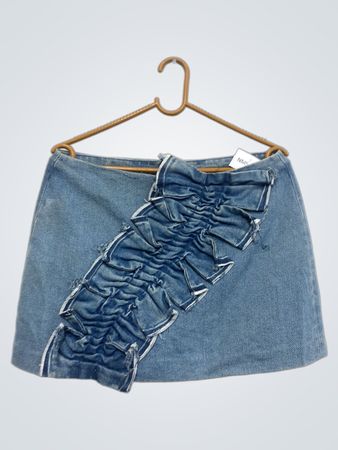Denimrock mit Volantdetails