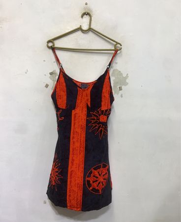 Schwarz und orange Blumendruck Spaghettiträgerkleid