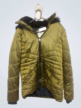 Tokyo Laundry Pufferjacke mit Fellkapuze