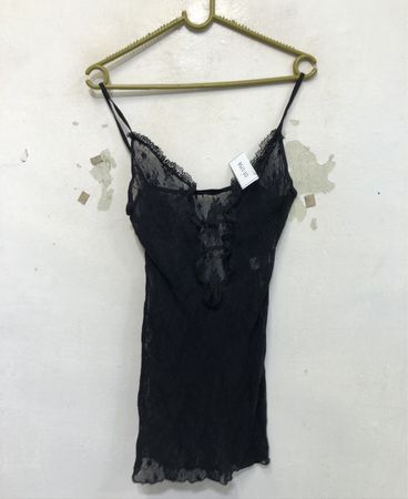 Schwarzes Spitzen-Cami