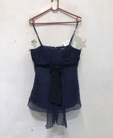 Sinequanone Marineblaue geraffte Spaghetti-Top