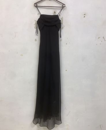 AYGILL'S Schwarzes Maxikleid mit Spaghettiträgern