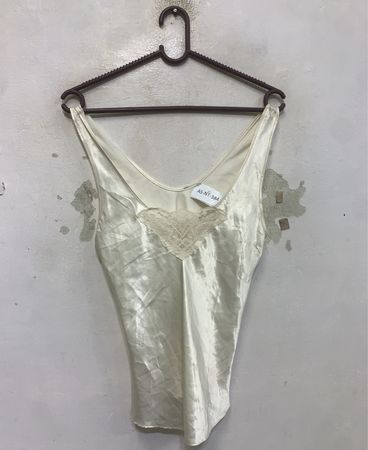 Creamfarbene Spitze Besatz Cami-Oberteil