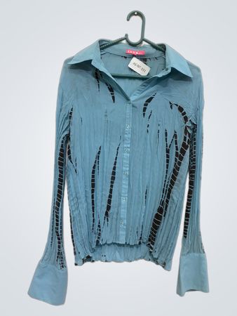 Lucy Collection Blaue Ausgebleichte Button-Up Shirt