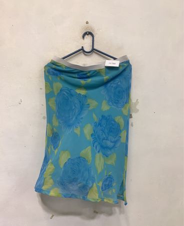 Blumendruckrock in Blau