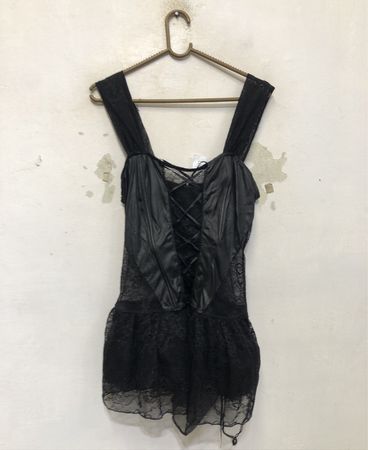 Schwarzes Spitzen-Corsage-Top