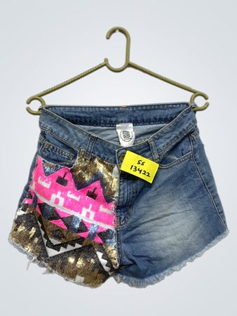 Denim-Shorts mit Paillettenpanelen