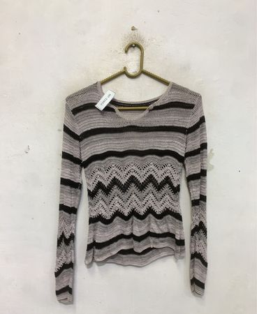 Gestreifter Strickpullover
