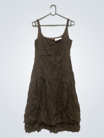 Braunes ärmelloses Knopfhemdkleid