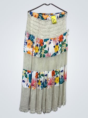 Gestufter gehäkelter Maxirock mit Blumenmuster
