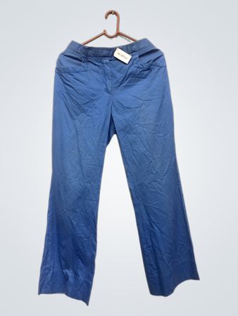 Blaue Hose
