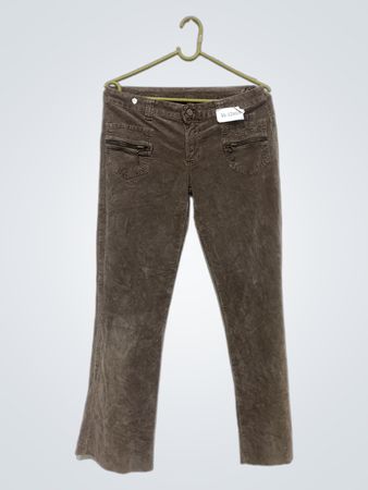Braune Cordhose mit Reißverschlüssen