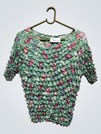 Mintgrünes Blumen-Crinkle-Top