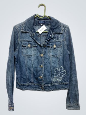Veste en jean bleu avec broderie de fleurs