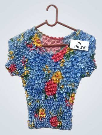 Blaues, floral strukturiertes Oberteil