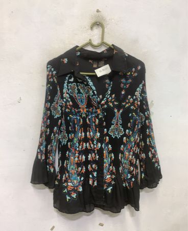 SERENADE Black Paisley Print Bluse