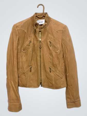 Veston en cuir couleur fauve avec étiquette NJ-9464