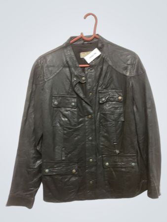 Giacca nera in pelle Bata and more