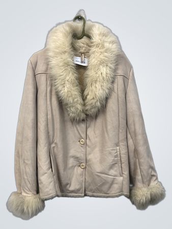 Giacca beige con colletto e polsini in pelliccia