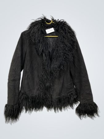 Schwarze Jacke mit Kunstpelzbesatz