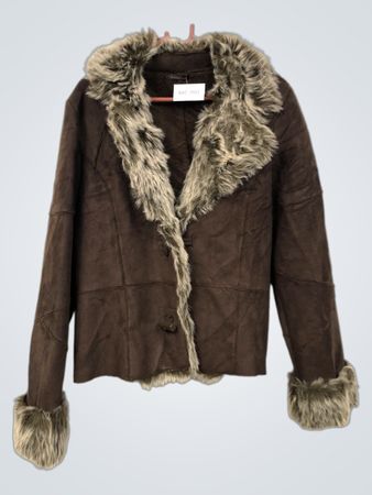 Lola & Liza Brown Jacke mit Kunstfellbesatz