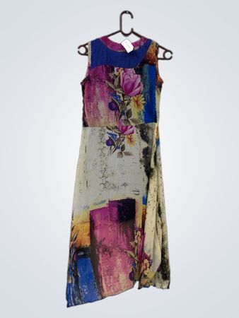 VICTORIYA ärmelloses Kleid mit Blumenmuster und Patchwork ND-12410