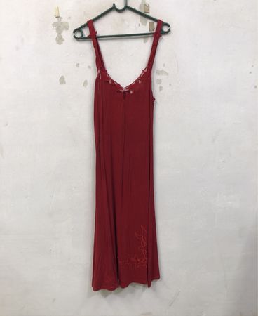 BODY+FLIRT Red Slip Kleid mit Blumen-Detail