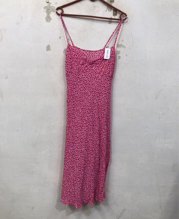Spaghettiträger-Minikleid mit quadratischem Muster