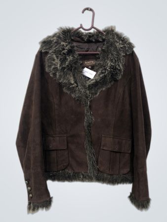 Giacca marrone con finiture in ecopelliccia SOFTY COLLECTION