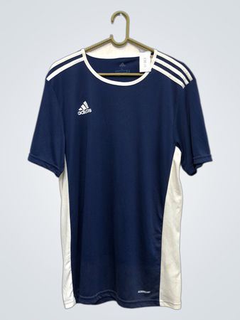 Adidas T-Shirt