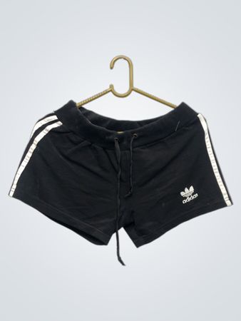 Adidas schwarze Shorts mit weißen Streifen