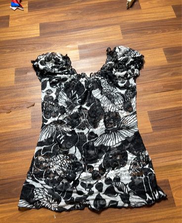 Black and White Floral Top