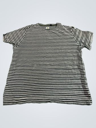 Adidas gestreiftes T-Shirt