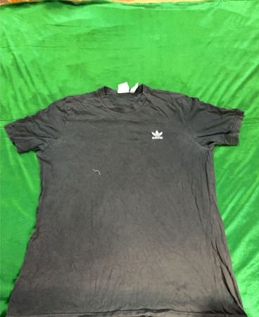 Adidas T-Shirt
